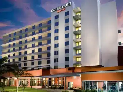 Courtyard by Marriott Miami Airport - 5