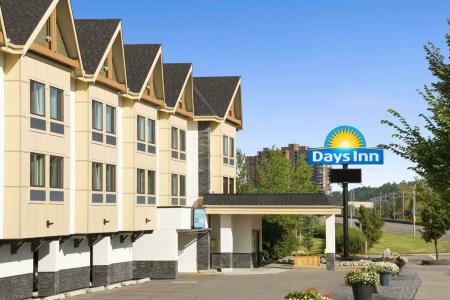 Days Inn by Wyndham Calgary Northwest - 9