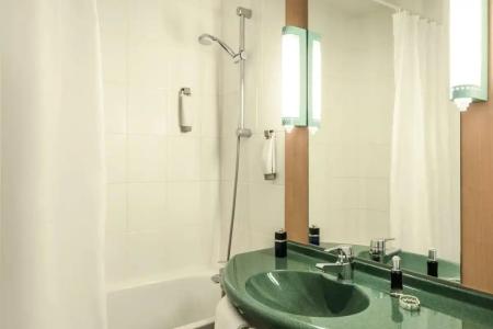 B&B Rouen Centre Rive Droite - 57