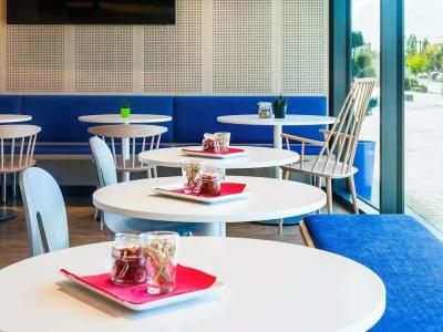 Ibis Styles Mulhouse Centre Gare - 9