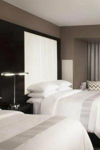 Beverly Hills Marriott - 32