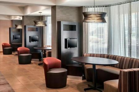 Courtyard By Marriott Jersey City Newport - 18