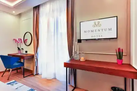 Boutique Momentum by Aycon - 5