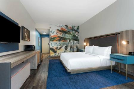 TRYP by Wyndham Orlando - 32