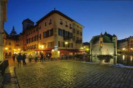 Campanile Annecy Centre - Gare - 35