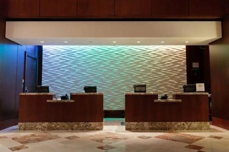 Hilton Charlotte Uptown - 7