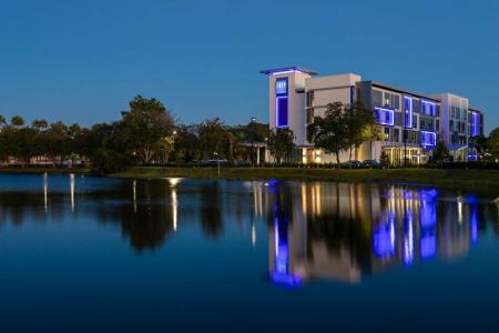 TRYP by Wyndham Orlando - 0