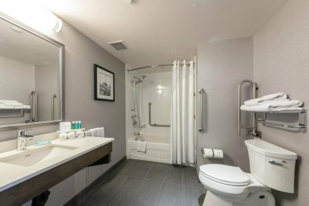 Holiday Inn Express & Suites Riverport Richmond, an IHG - 64