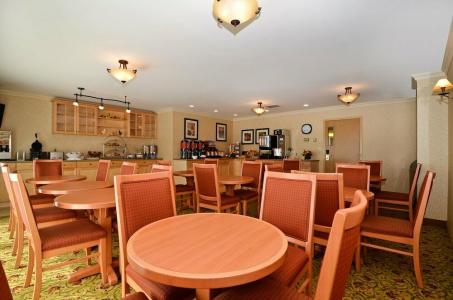 Best Western PLUS Langley Inn - 32