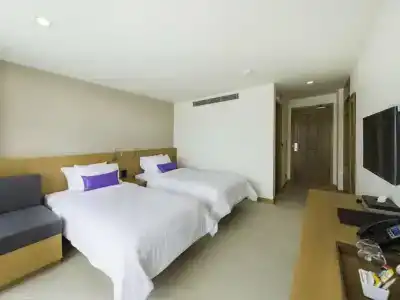 The Lunar Patong - SHA Certified - 30