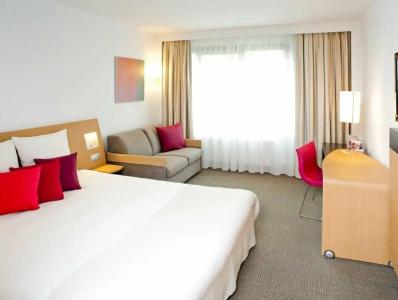 Novotel Wroclaw City - 11