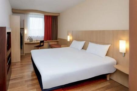 ibis Lille Centre Gares - 97