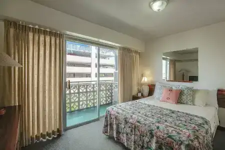 Royal Grove Waikiki - 0