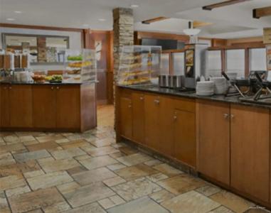 Canmore Inn & Suites - 3