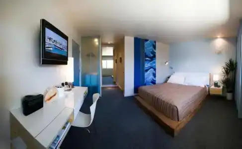 The Pearl - 7