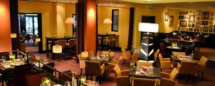 Courtyard by Marriott Dusseldorf Seestern - 20