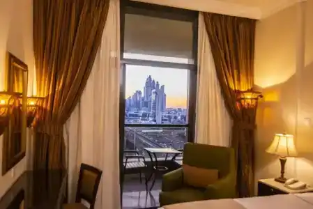 Mercure Dubai Barsha Heights Suites - 10