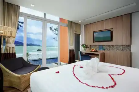 Novotel Phuket Kamala Beach - 4