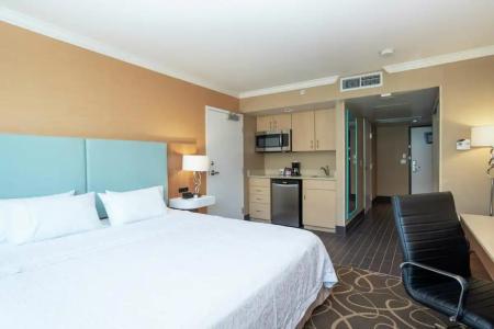 Hampton Inn & Suites, by Hilton - Vancouver Downtown - 14