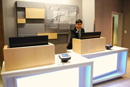 Holiday Inn Express Vancouver Airport-Richmond, an IHG - 11