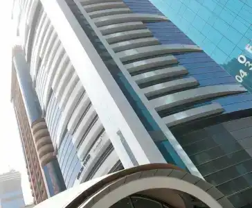 Staybridge Suites Dubai Financial Centre, an IHG - 5