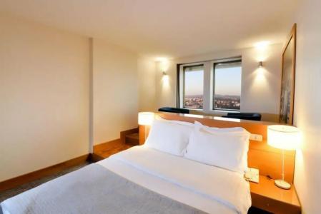 Movenpick Istanbul Bosphorus - 26