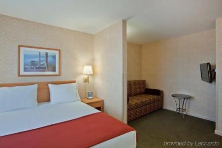 Holiday Inn Express Vancouver Airport-Richmond, an IHG - 41