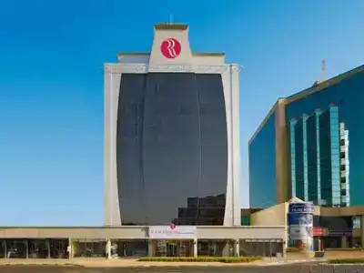 Ramada by Wyndham Dubai Deira - 3