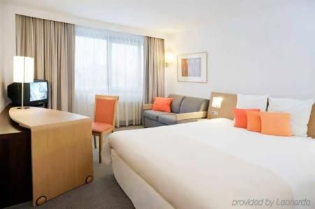 Novotel Wroclaw City - 13