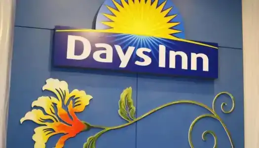 Days Inn by Wyndham Patong Beach Phuket - SHA Extra Plus - 1