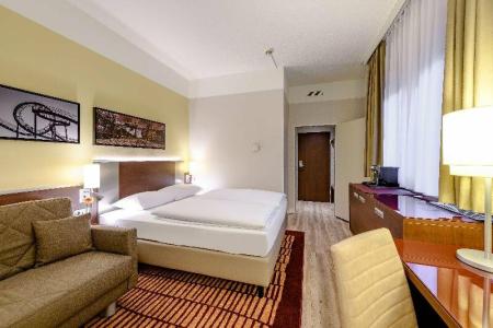 Mercure Duisburg City - 1