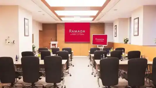 Ramada Plaza By Wyndham Istanbul City Center - 4