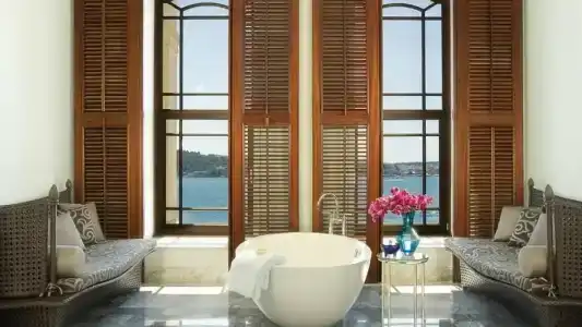 Four Seasons Istanbul at the Bosphorus - 1