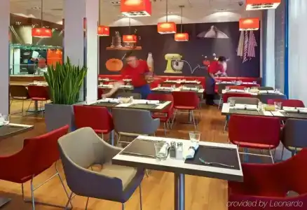 Ibis Warszawa Reduta - 54