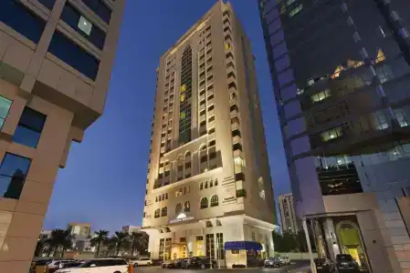 Howard Johnson by Wyndham Abu Dhabi Downtown - 2