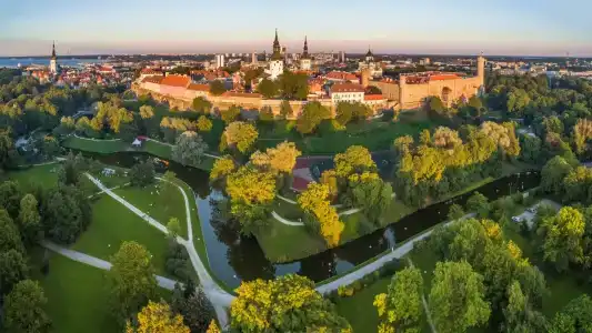 Park Inn by Radisson Meriton Conference & Spa Tallinn - 1