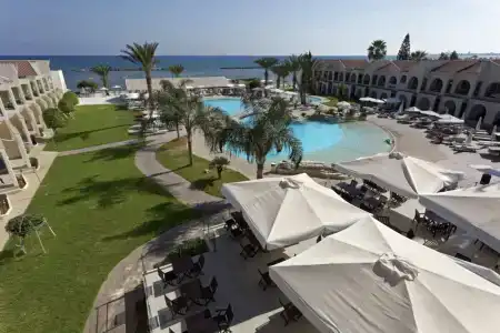 Radisson Beach Resort Larnaca - 33