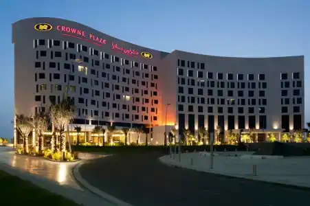 Crowne Plaza Yas Island, an IHG - 10