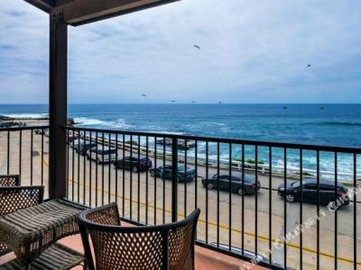 Pantai Inn - 8