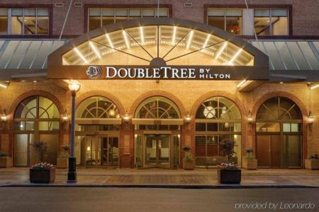 DoubleTree by Hilton Toronto Downtown - 64