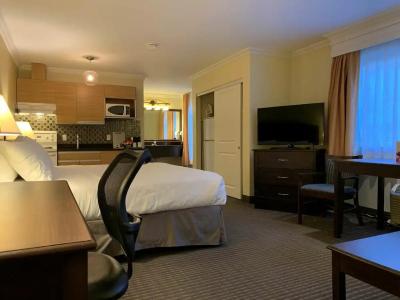 Best Western PLUS Burnaby - 33