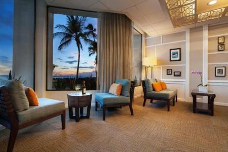 Moana Surfrider, A Westin Resort & Spa, Waikiki Beach - 9