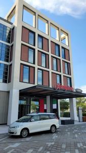 Hampton by Hilton Dubai Al Seef - 17