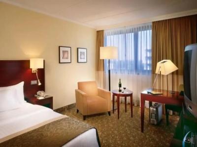 Courtyard by Marriott Dusseldorf Seestern - 47