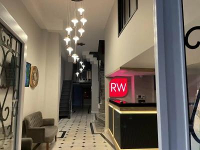 RW BOUTIQUE - 9