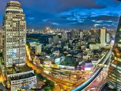 The Continent Bangkok by Compass Hospitality - SHA Extra Plus - 2