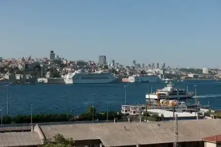 Golden Horn Istanbul - 69