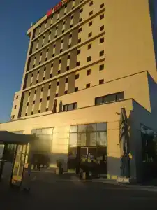 Ibis Istanbul Tuzla - 2