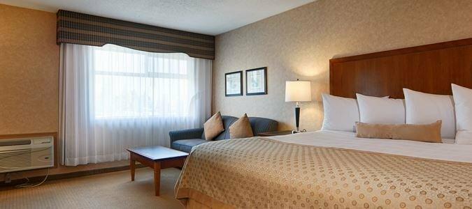 Best Western PLUS Langley Inn - 24