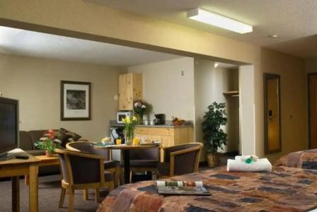 Canmore Inn & Suites - 12